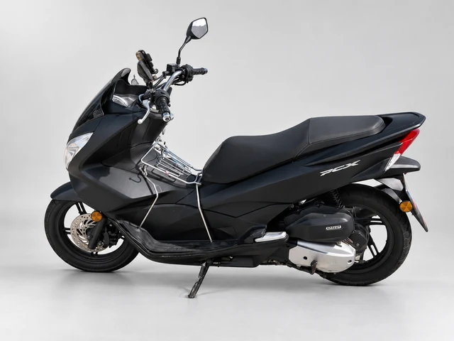 Honda PCX 125cc — Чёрный · Нячанг